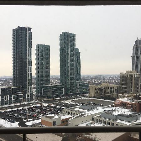 Maplewood Suites - Square One Mississauga Extérieur photo