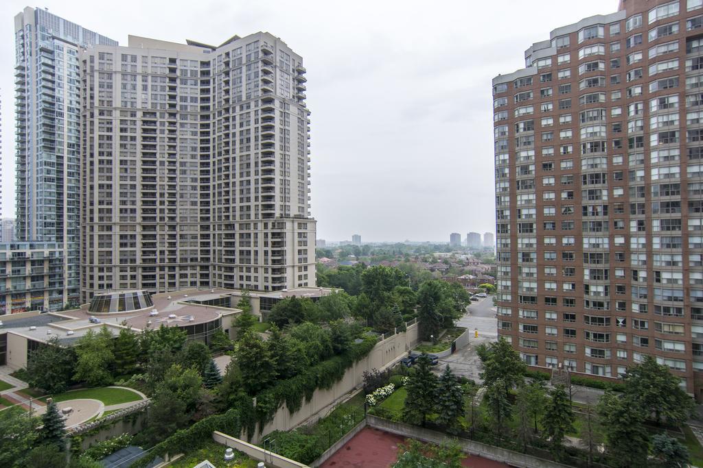 Maplewood Suites - Square One Mississauga Chambre photo