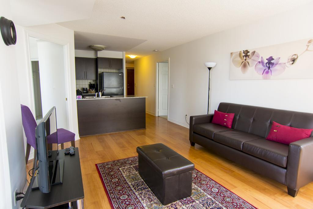 Maplewood Suites - Square One Mississauga Chambre photo