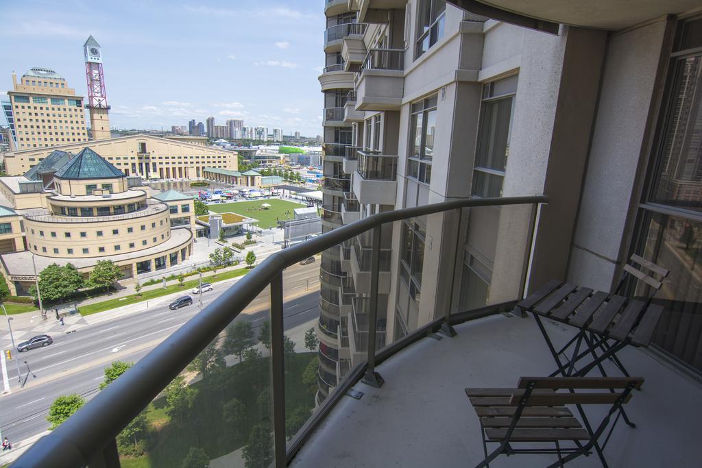 Maplewood Suites - Square One Mississauga Chambre photo