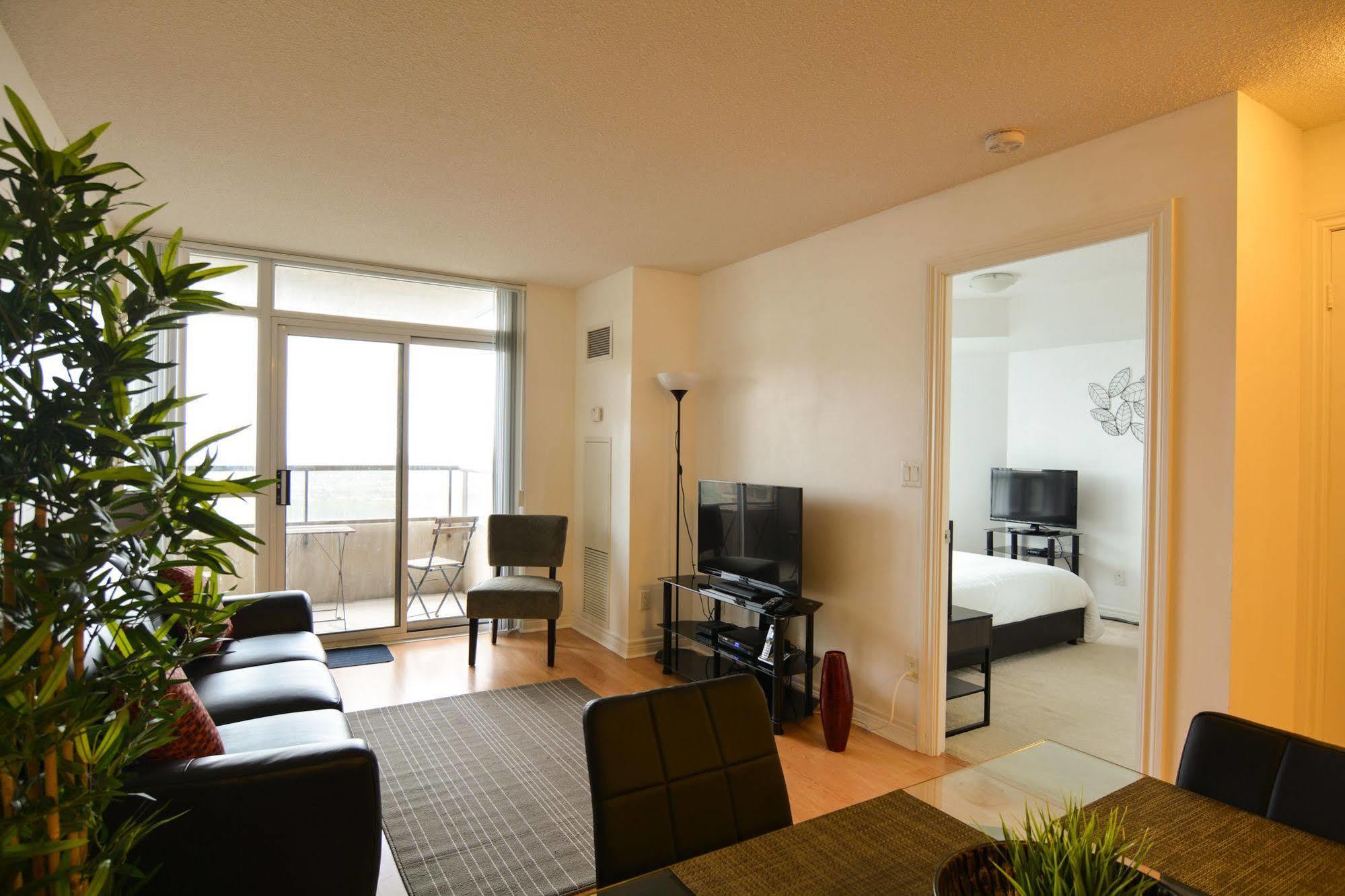 Maplewood Suites - Square One Mississauga Extérieur photo