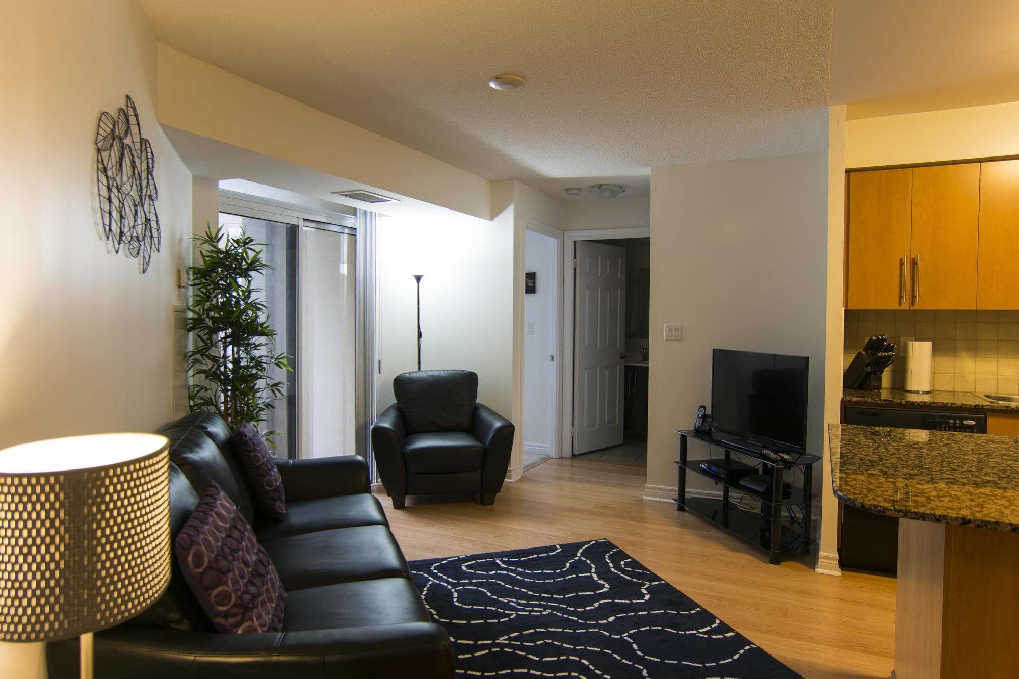 Maplewood Suites - Square One Mississauga Extérieur photo